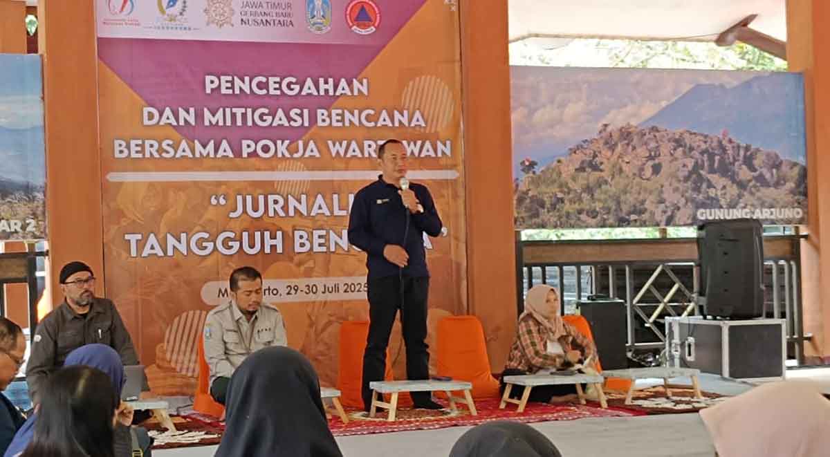Kalaksa BPBD Jatim, Gatot Soebroto, saat memberi sambutan.