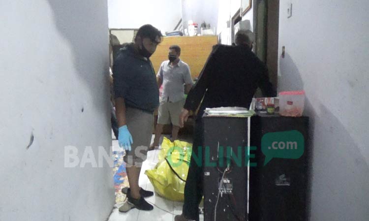 Motif Suami yang Gorok Istrinya di Jombang Karena Sakit Hati