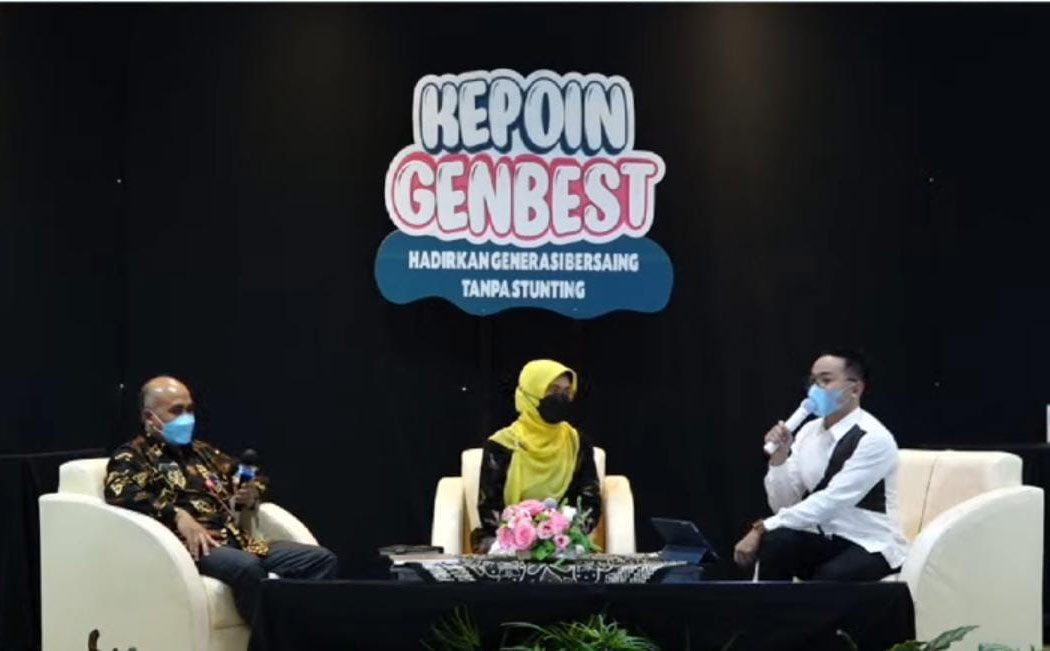 Dari kiri ke kanan: Narasumber dr. Ahmad Khotib, dr. Maretha Primariayu, dan Yosh Aditya sebagai moderator. (Foto: Ist.)