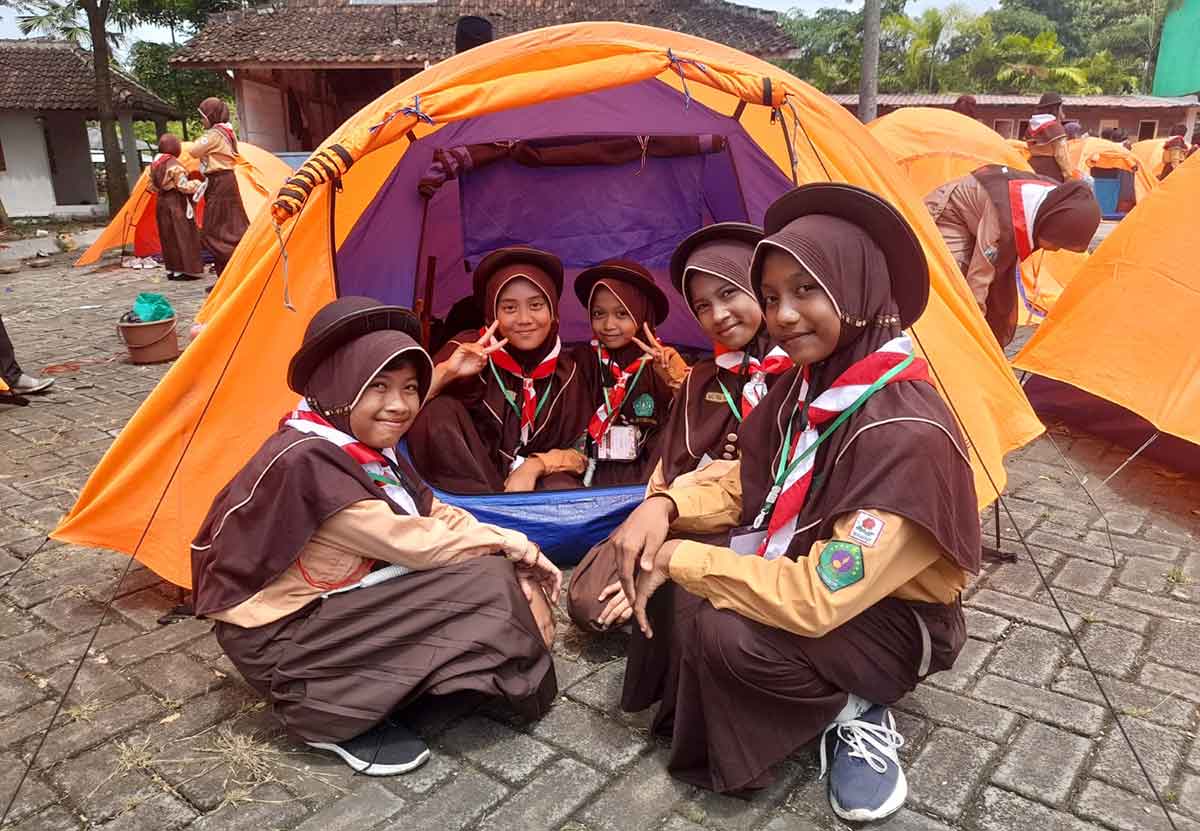 Sejumlah siswa Madrasah Ibtidaiyah dari Kecamatan Sarirejo, Lamongan, saat mengikuti Pergamacam di WEGO.