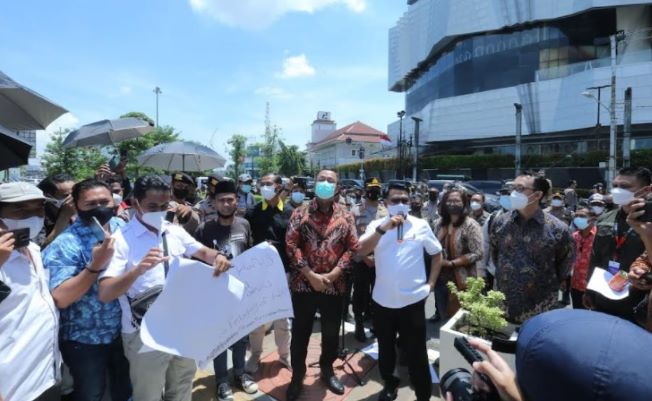 Diusir, Moeldoko Pergi, Peserta Aksi Kamisan: Pelanggar HAM tak Boleh Bicara HAM