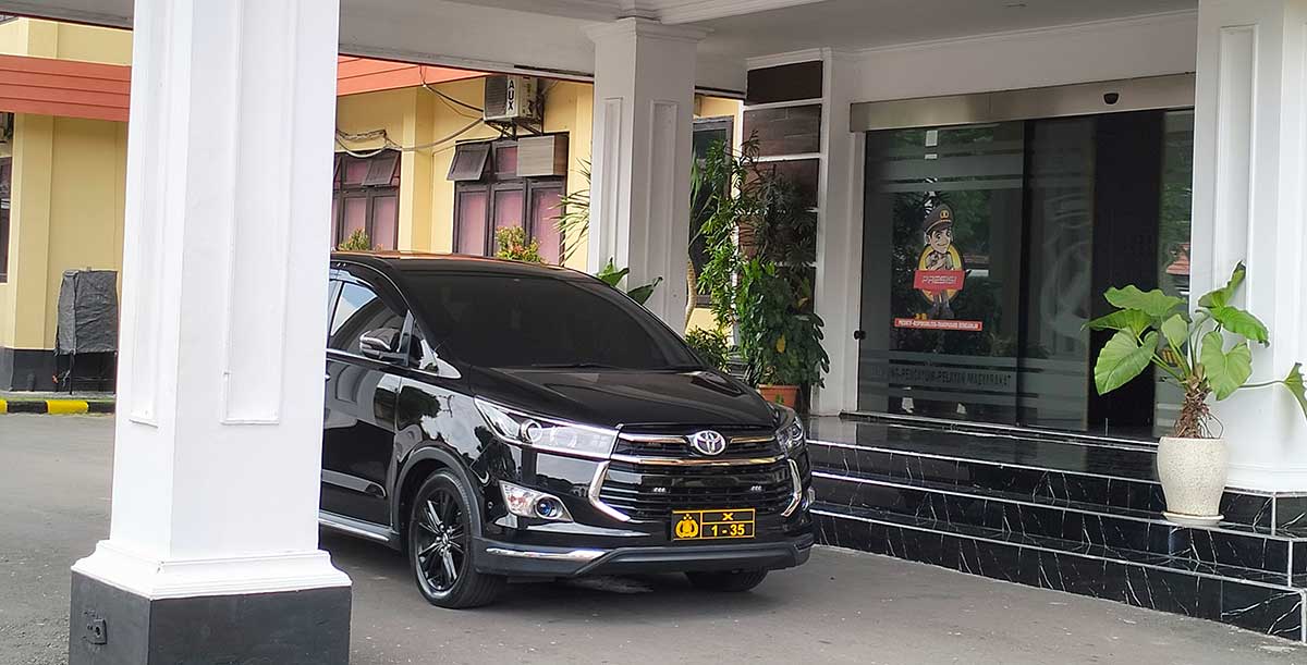 Mobil dinas Kapolres Pasuruan.