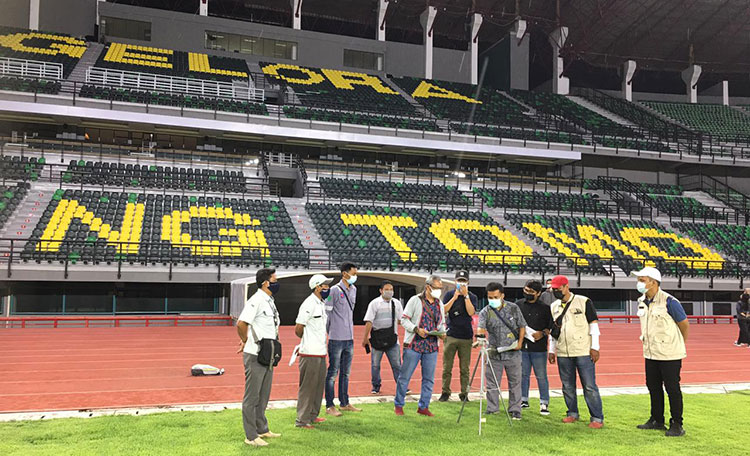 Tenaga Ahli Pastikan Pencahayaan Stadion GBT Sudah Capai 2.850 Lux