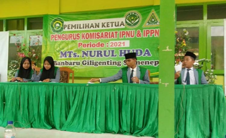 Pemilihan Ketua Komisariat IPNU dan IPPNU di MTs Nurul Huda Giliraja Kecamatan Giligenting. (foto: ist)