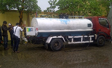 ILEGAL. Barang bukti BBM Ilegal sebanyak 5.000 liter kembali diamankan Polres Bojonegoro. Foto: eky nurhadi/BANGSAONLINE