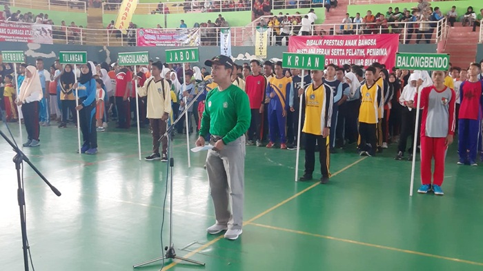 PEMBUKAAN: Suasana pembukaan Popkab Sidoarjo 2019, Rabu (6/11). foto: MUSTAIN/ BANGSAONLINE