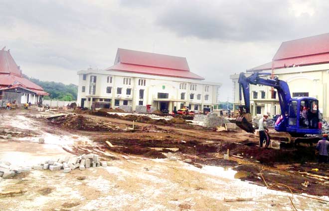 Tiga mega proyek yang dikebut pengerjaannya. 