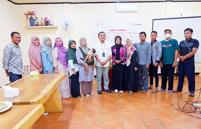 PHE TEJ Salurkan Alat Produksi Ecoprint untuk Mitra Binaan