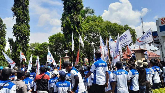 Ilustrasi demo buruh. Foto: Ist