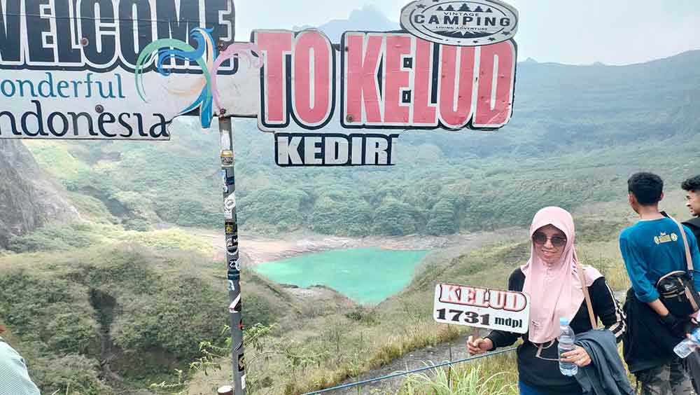 Permudah Akses Wisatawan, Pemkab Kediri Lanjutkan Pembangunan Jalan Menuju Kawah Gunung Kelud