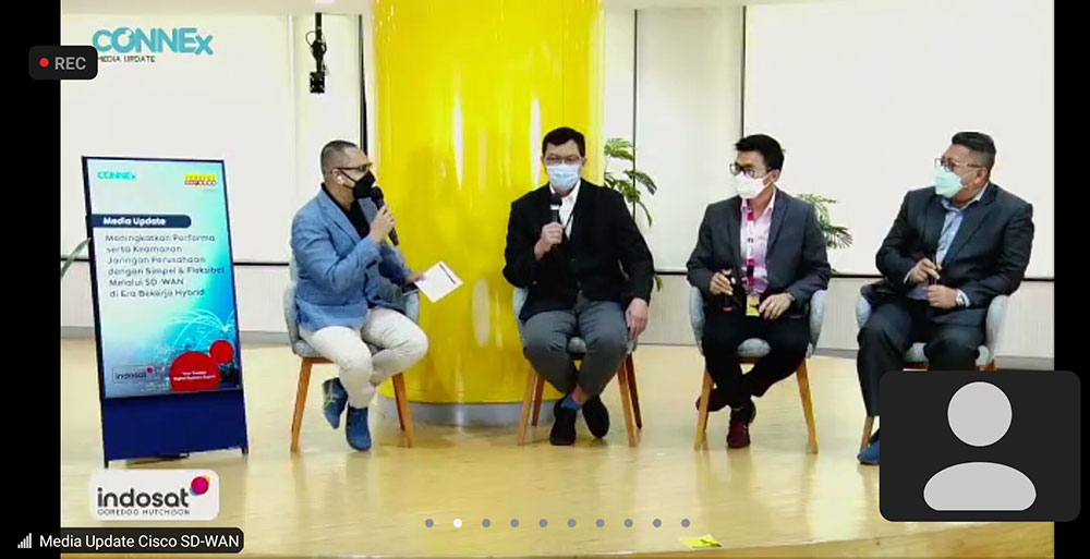 Suasana ketika konferensi pers virtual yang dilakukan Indosat dan Cisco terkait solusi bagi pelanggan bisnis.