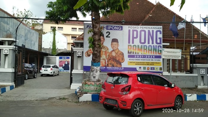 Rumah Aspirasi DPR RI dijadikan posko pemenangan salah satu paslon.