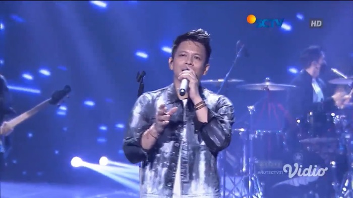 Spesial Performance Group Band NOAH Membawakan Lagu 