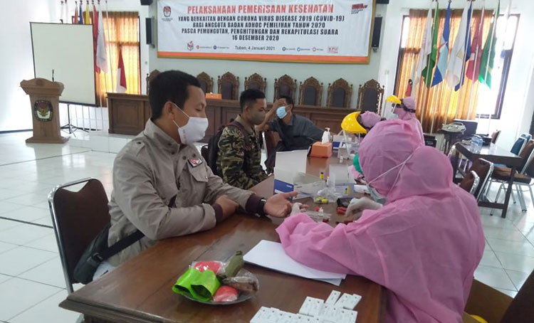 Pastikan Kesehatan Penyelenggara, KPU Tuban Rapid Test Badan Ad Hoc