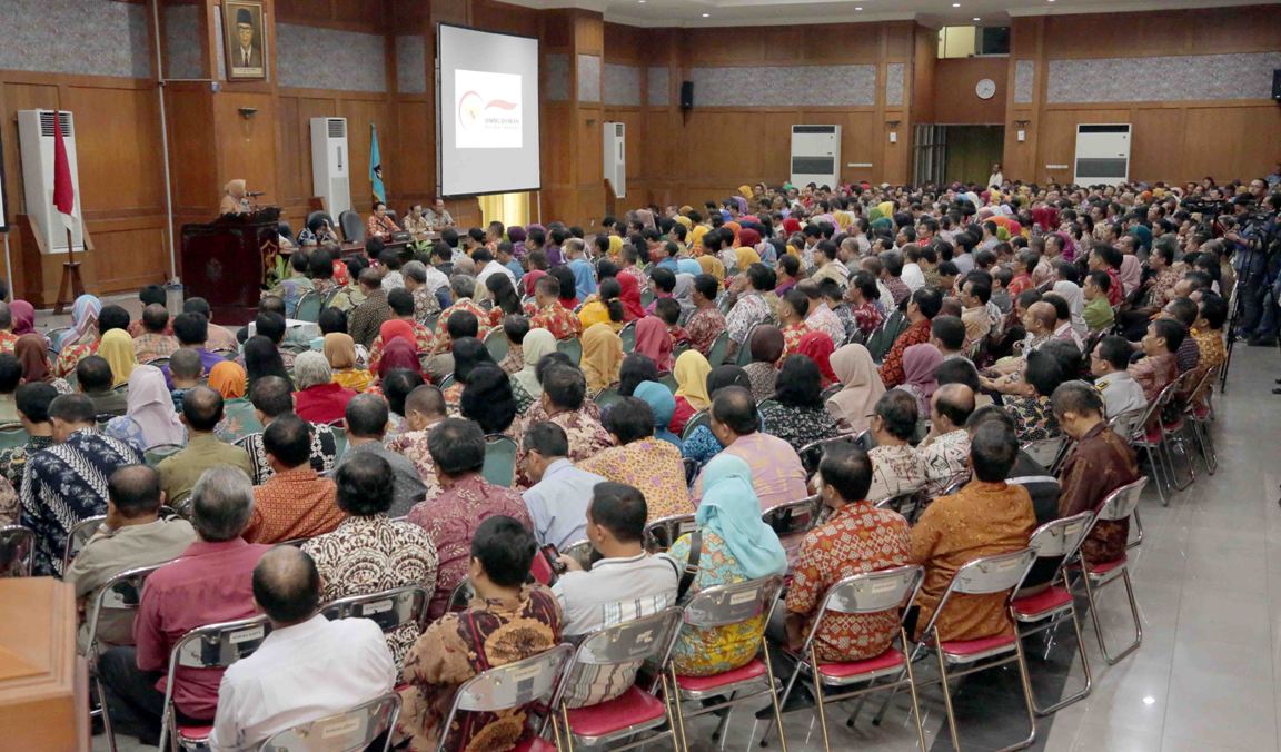 Risma: Praktik Pungli PNS Bisa Hancurkan Sistem Pelayanan 