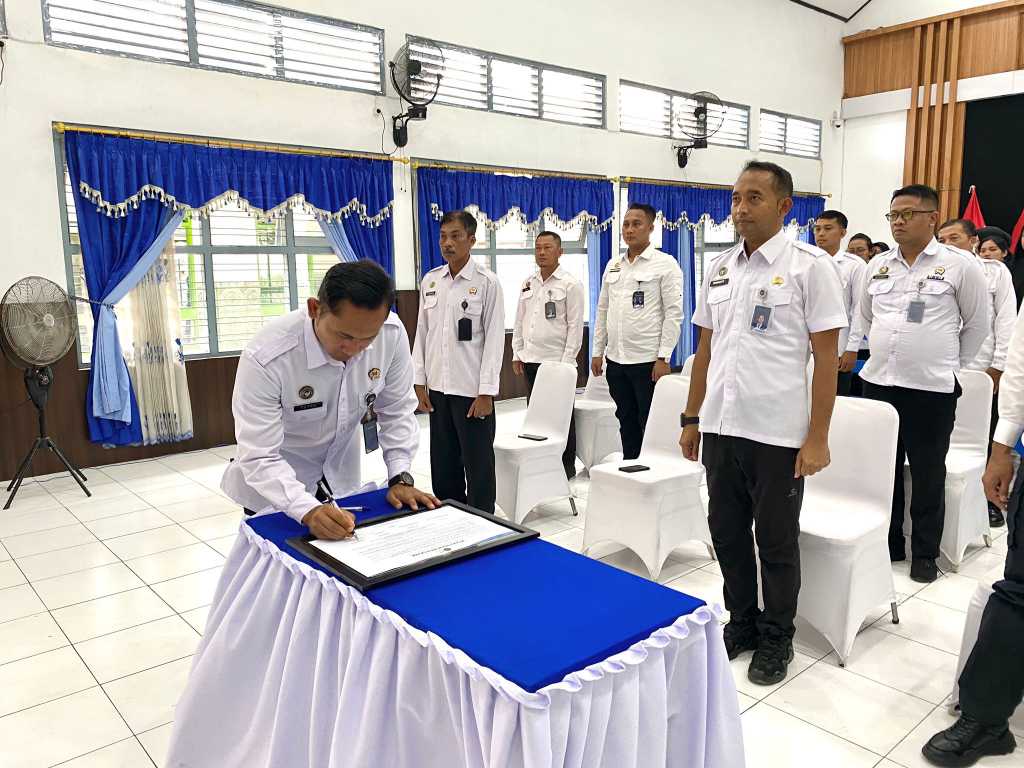 Lapas Tuban Ikuti Penandatangan Komitmen Pemasyarakatan Bebas Narkoba