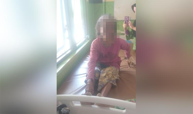 Sumari saat ini menjalani rawat inap di UGD Puskesmas Robatal.