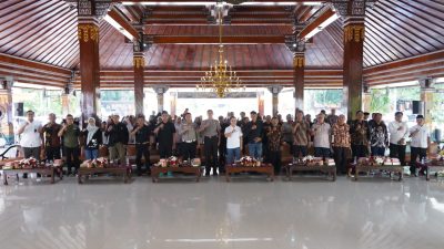 PWMR Peringati HPN 2026 di Pendopo Mojokerto, Serahkan 10 Penghargaan