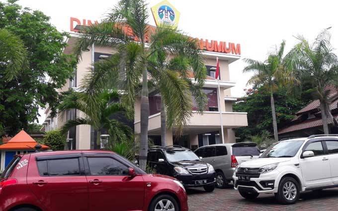 Kantor DPU TR di jalan Dr. Wahidin SH, Kebomas. foto: SYUHUD/ BANGSAONLINE