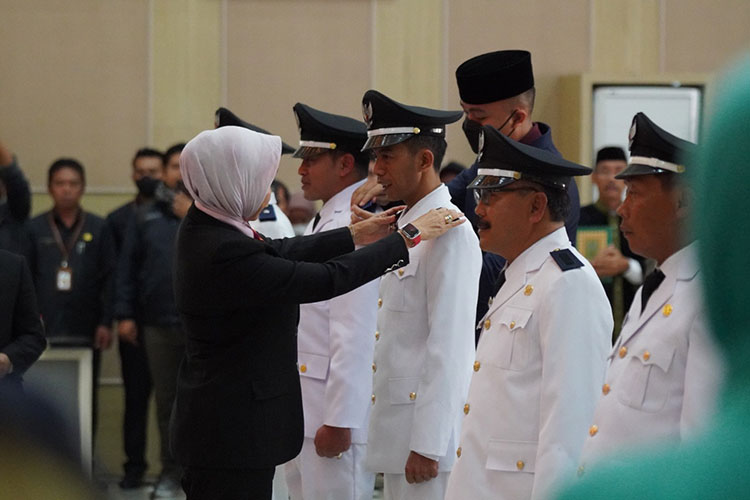 Lantik Lima Kepala Desa, Wali Kota Batu Sampaikan Pesan ini
