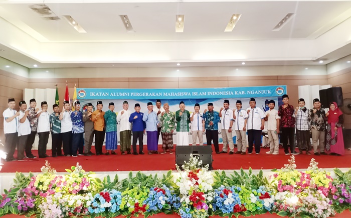 IKA PMII Kabupaten Nganjuk menggelar Musyawarah Cabang (Muscab) II dan Halal Bihalal dengan tema "Satu Barisan dan SatuJiwa Bergerak Dalam Peradaban", Rabu (25/5/2022).
