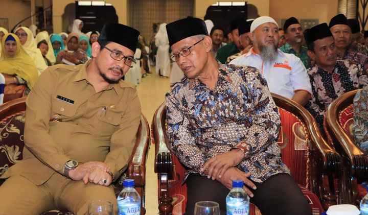 Plt. Wali Kota Pasuruan saat menghadiri resepsi Milad PD Muhammadiyah ke-107.