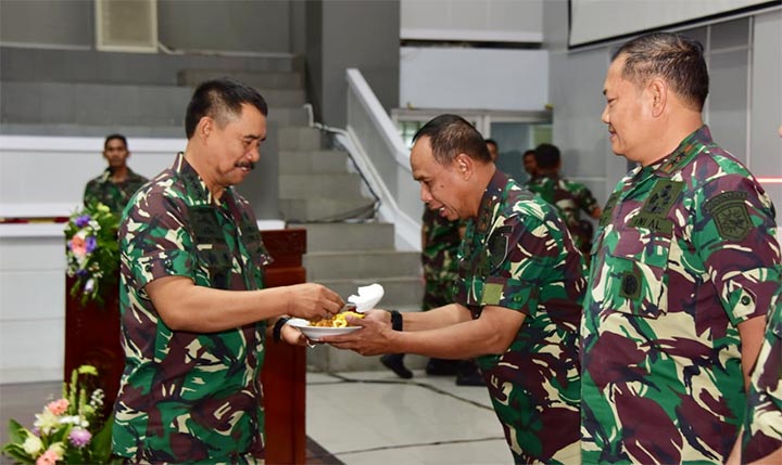 Wakasal Hadiri Tasyakuran Keberhasilan Latgab TNI 2019 di Koarmada II