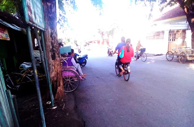 Salah satu ‘sudut’ Kampung Pengemis di Jl Halmahera Pasuruan Kota.