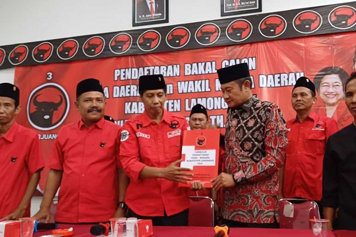 Maju di Pilkada 2024, Bupati Lamongan Daftarkan Diri Melalui PDI Perjuangan