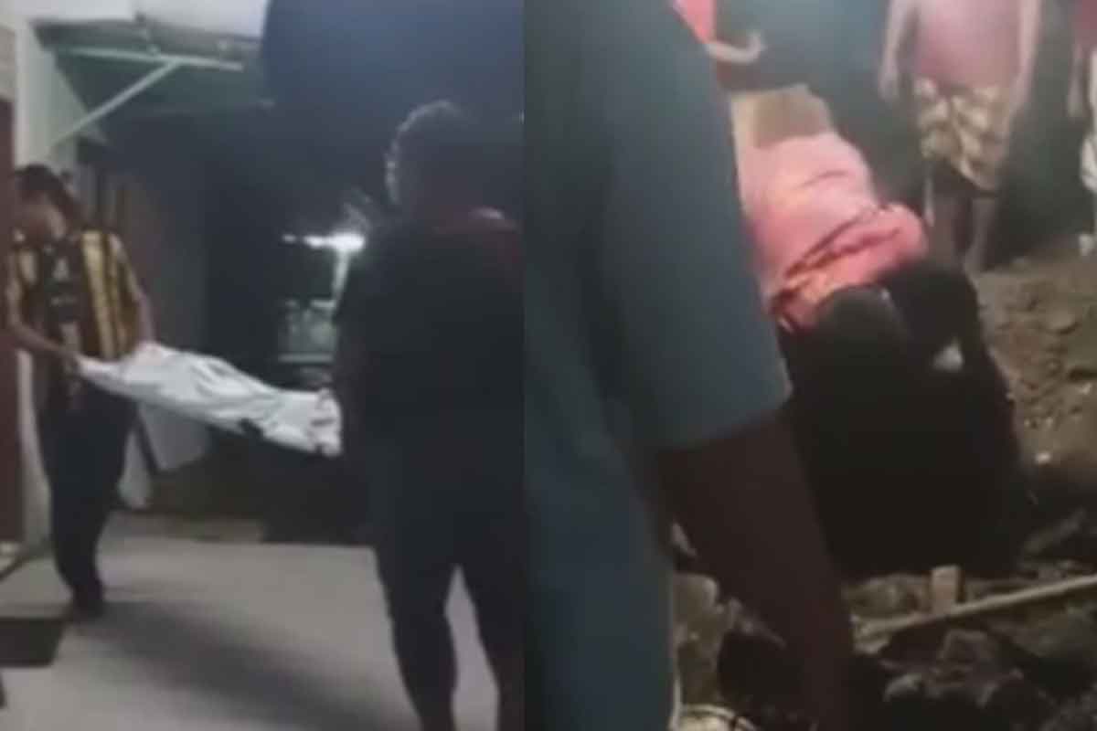 Jenazah korban penganiayaan oleh ibunya bersama teman lesbinya saat dimakamkan di Surabaya.