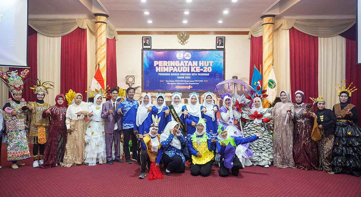 Perayaan HUT ke-20 Himpaudi di Kota Pasuruan.