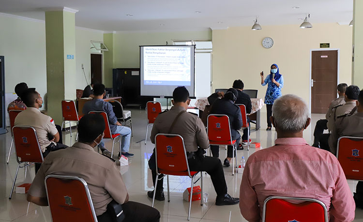 Tambah Amunisi Baru, Personel Polrestabes Surabaya Dilatih Tracing dan Asesmen