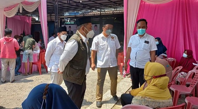 Vaksinasi Gerindra Gresik, Dipantau Langsung Bupati Gus Yani dan Asluchul Alif