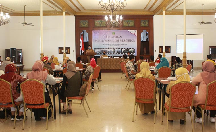 Pembukaan Pelatihan Pemandu Wisata Sejarah dan Warisan Budaya.