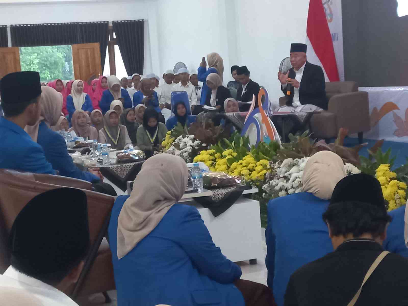 Prof Dr KH Asep Saifuddin Chalim, MA, saat menyampaikan mau