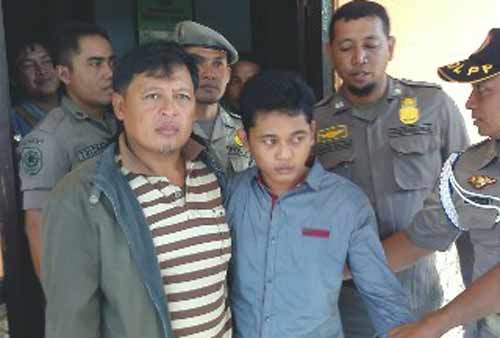 ABG yang apes ketika mencuri helm anggota Satpol PP Sumenep.
