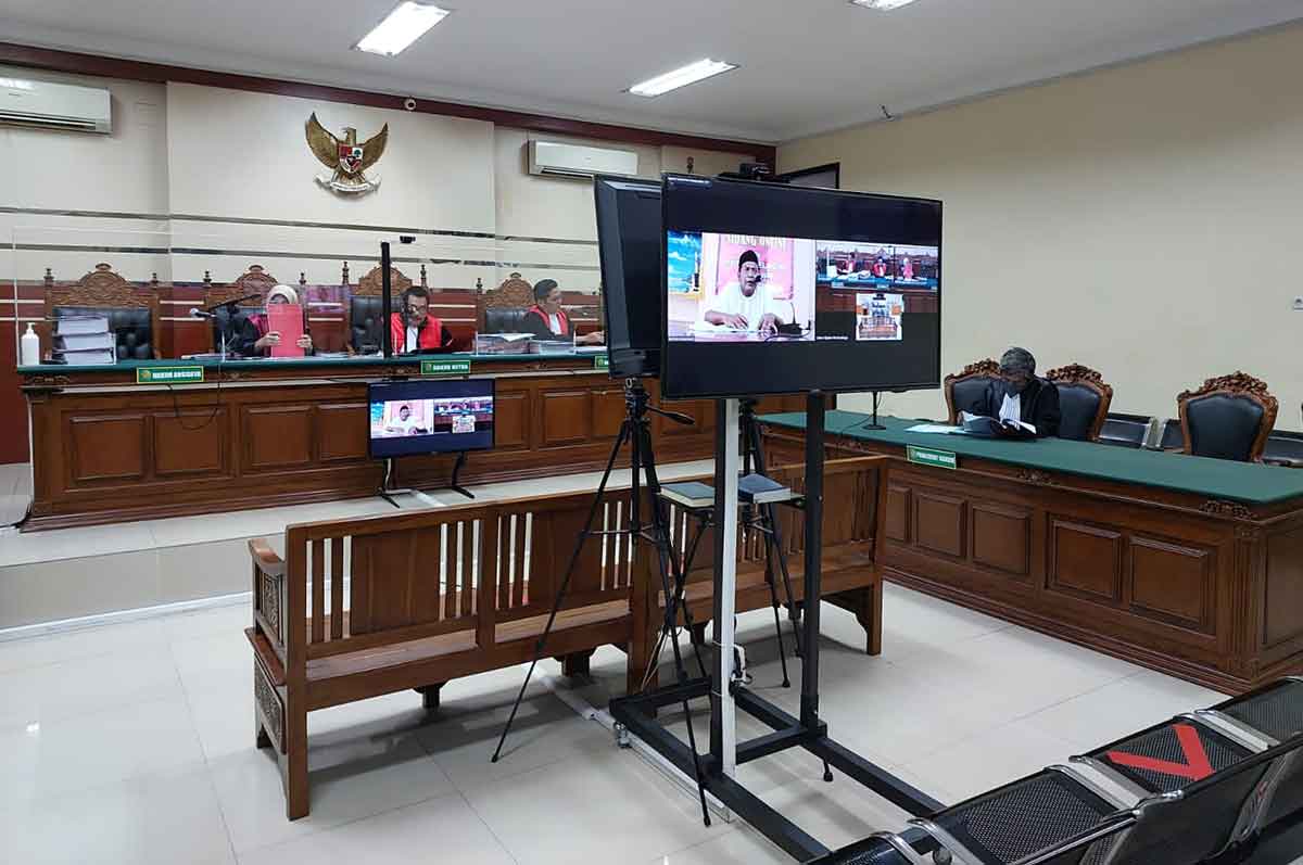 Suasana saat sidang lanjutan mantan Kades Kemaduh.