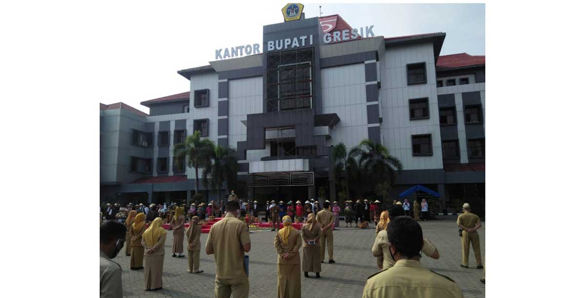 Para PNS di Gresik saat mengikuti pengarahan. Foto: Ist