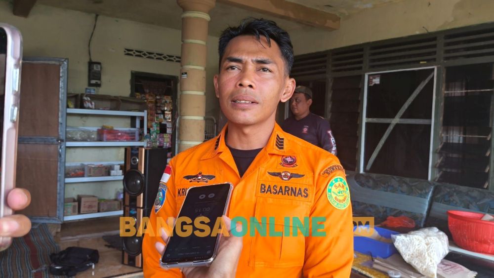  Ketua Tim SAR Mojo, Candra Kristiawan dari Basarnas Trenggalek. Foto: Muji Harjita/BANGSAONLINE