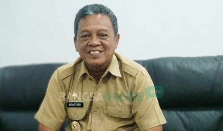 Indartato, Bupati Pacitan.