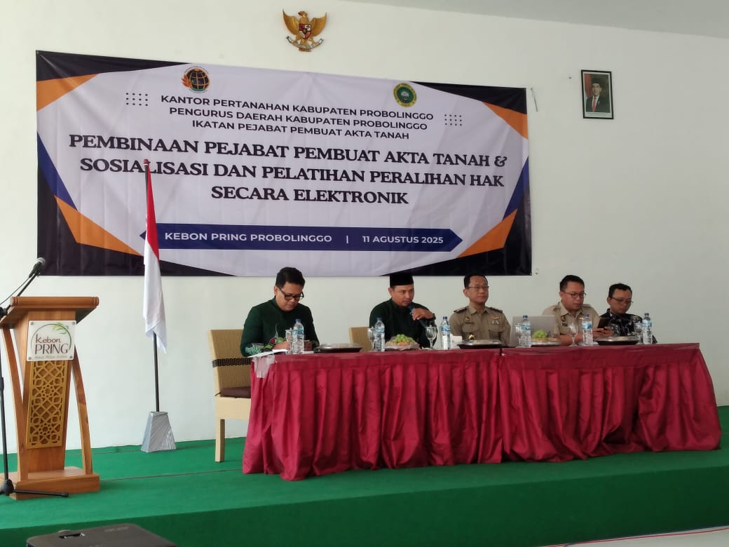 BPN saat menggelar acara pembinaan dan sosialisasi serta pelatihan terkait peralihan hak tanah secara elektonik. Foto : Andi Sirajudin/BANGSAONLINE