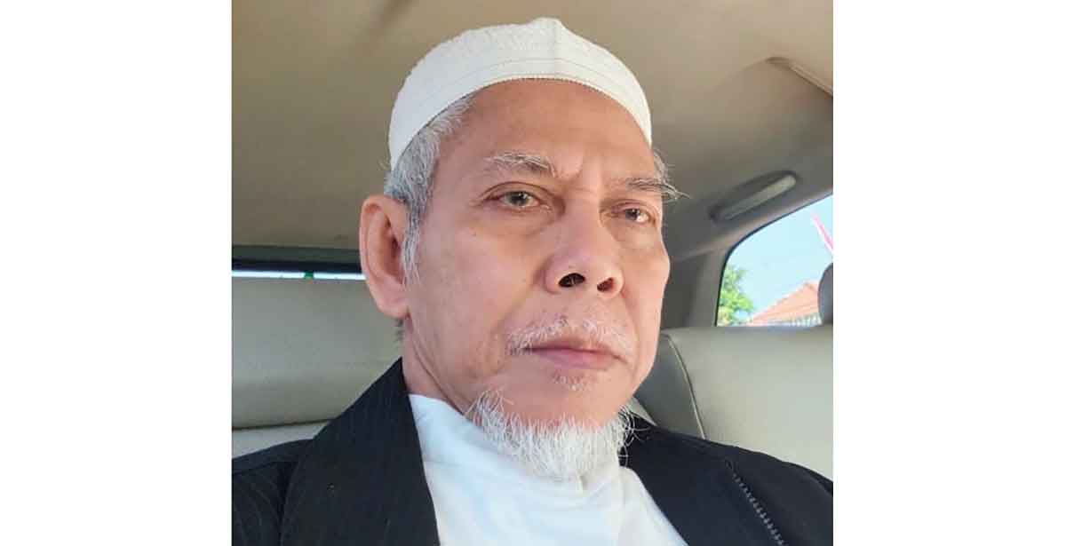 Rais Syuriyah PCNU Situbondo, KH. Zainul Mu