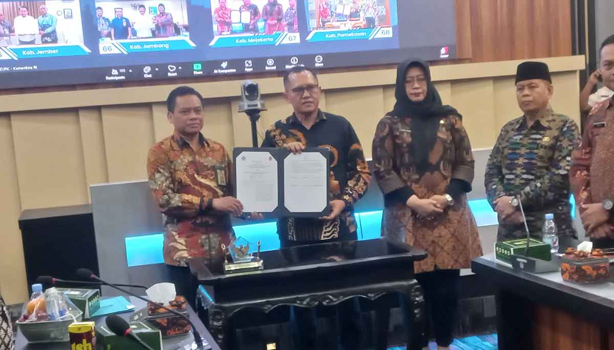 Penandatanganan PKS OP4D 2025 di Kabupaten Mojokerto.