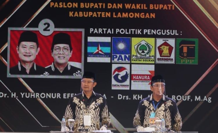 Pasangan Yesbro saat debat publik. (foto: ist)