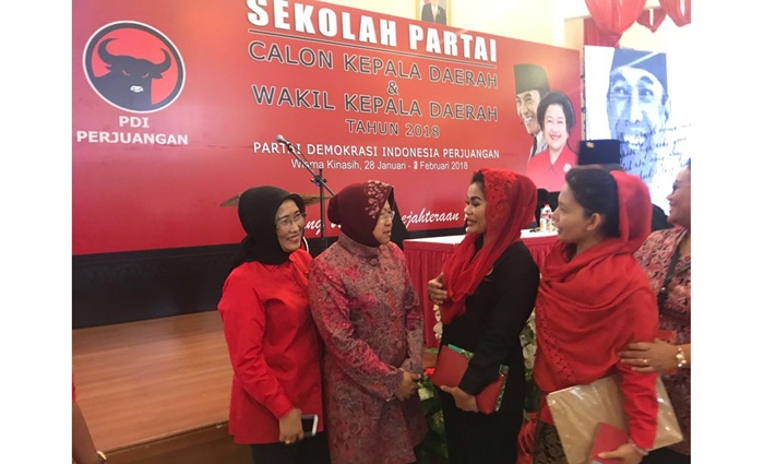 Puti Guntur Soekarno saat bertemu Wali Kota Surabaya Tri Rismaharini, Selasa (30/1). Foto: Yudi A/BANGSAONLINE