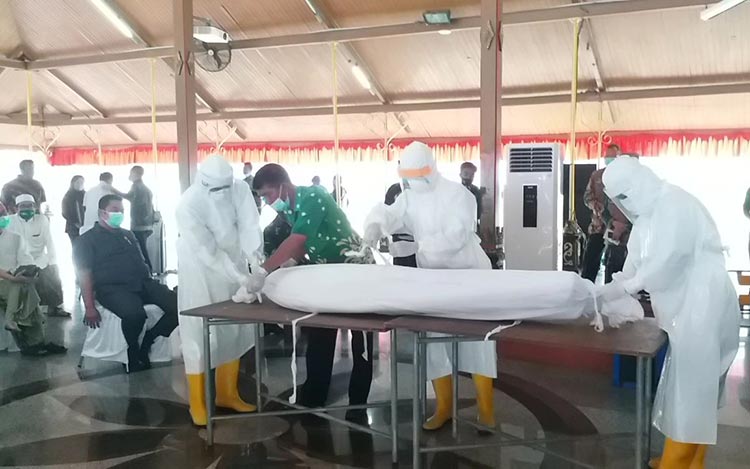Tim Gugus Tugas Covid-19 Bangkalan Gelar Rakor dan Simulasi Pemulasaran Jenazah Covid-19