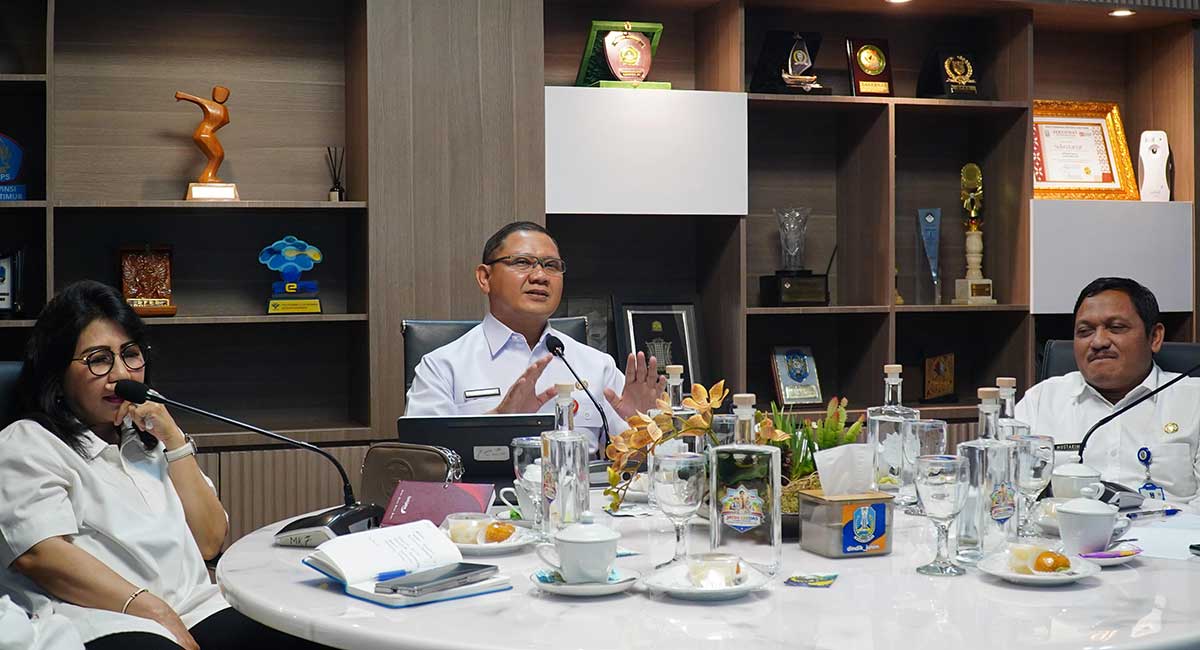 Kepala Dindik Jatim, Aries Agung Paewai, saat sosialisasi Gerakan Ramadhan Pendidikan Berdampak.