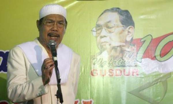 Prof Dr KH Tolchah Hasan. Foto: suarasantri