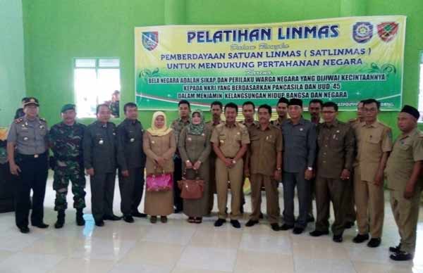 Pembukaan pelatihan Linmas di Jombang