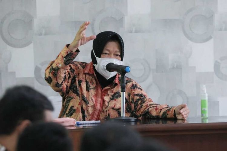 Mensos Risma akan Surati Pemda untuk Tindak Pengemis Online